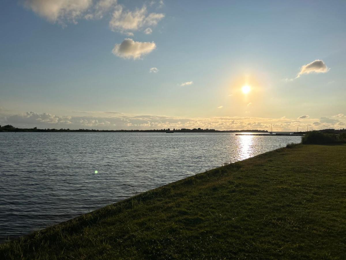 Ds Chalets-Simonsgat 63-Geweldige 6 Tot 7 Persoons Chalet Met 2 Badkamers-Vakantiepark Lauwersoog-Aan Het Lauwersmeer Exterior foto
